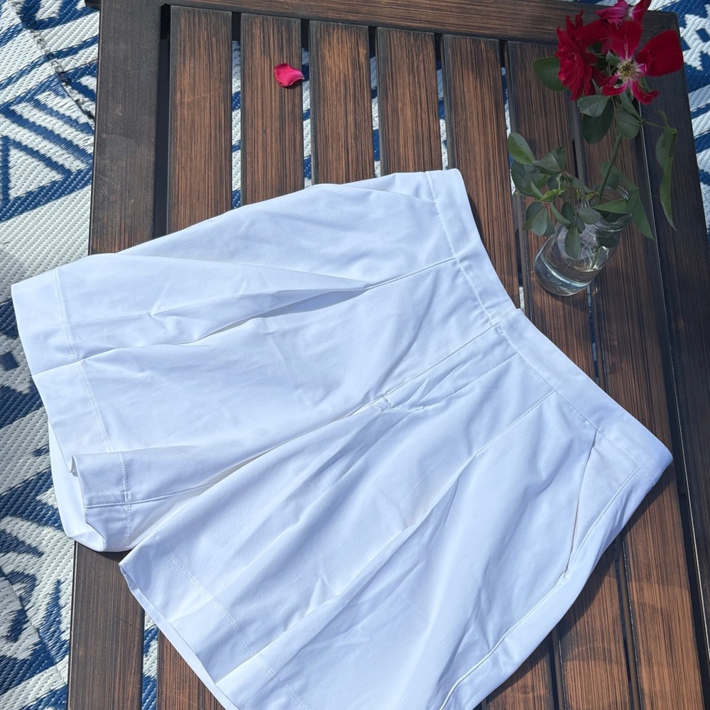 Lululemon Women's White Shorts